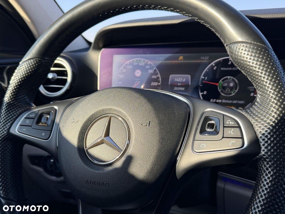 Mercedes-Benz Klasa E 220 d 9G-TRONIC - 12