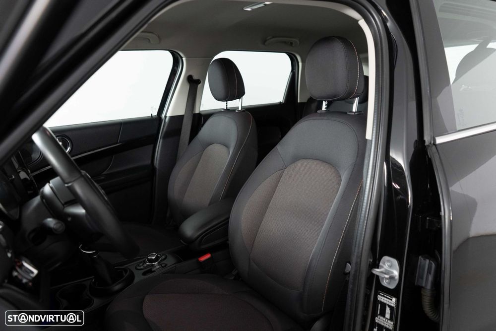 MINI Countryman Cooper SE ALL4 Auto - 18