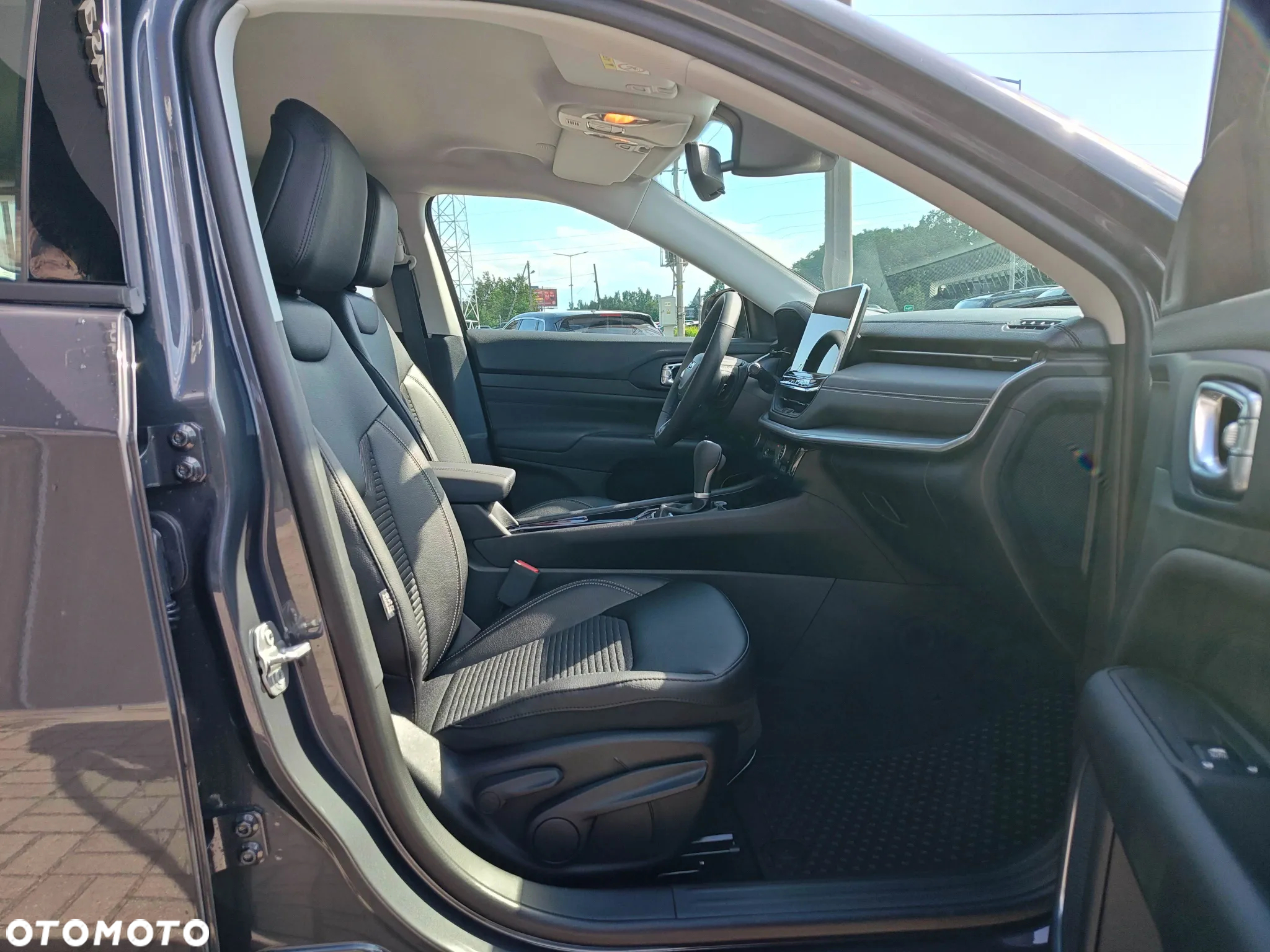 Jeep Compass - 11
