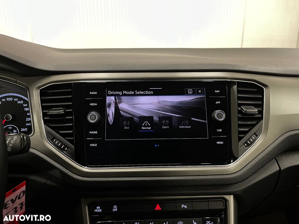 Volkswagen T-Roc 2.0 TDI DSG Design - 18