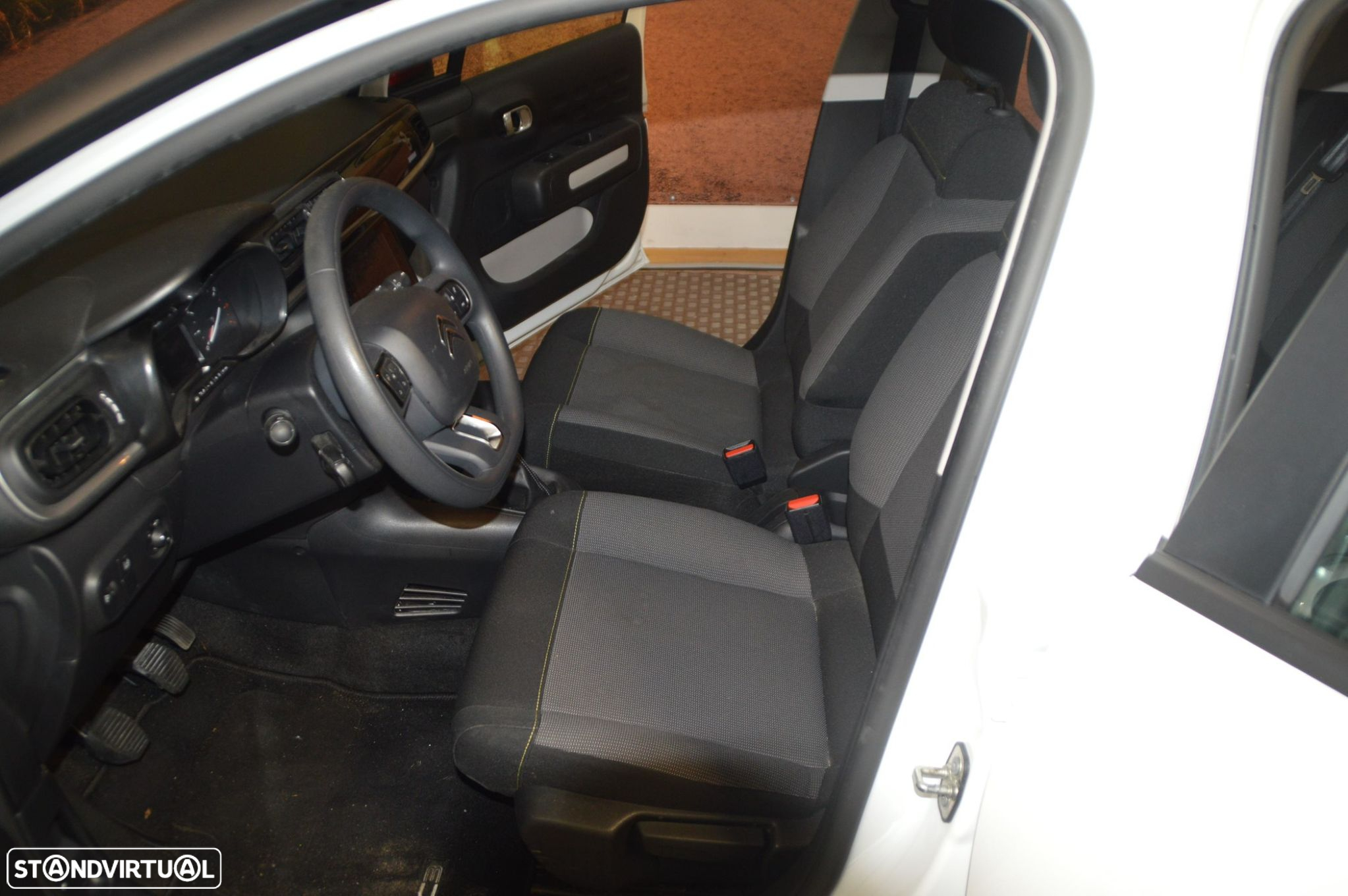 Citroën C3 1.2 PureTech Origins - 25