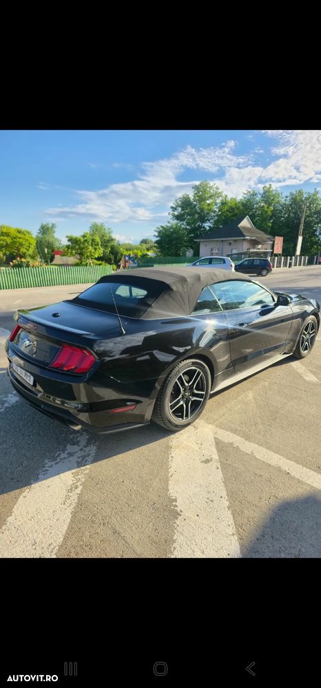 Ford Mustang 2.3 Eco Boost Aut. - 3