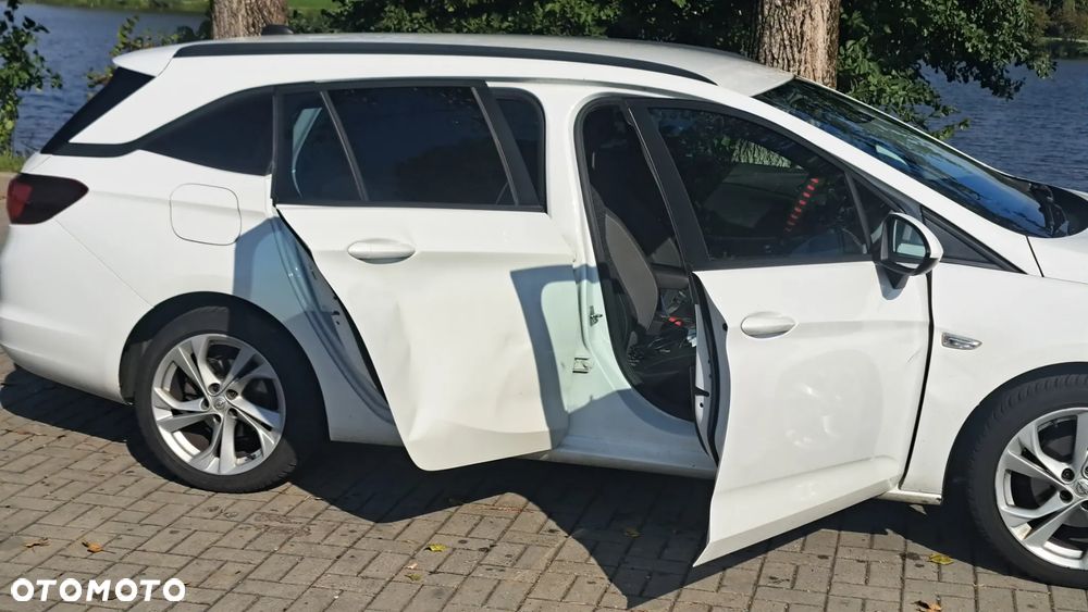 Opel Astra V 1.5 CDTI Elegance S&S - 11