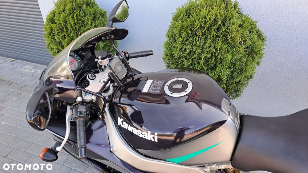 Kawasaki ZX - 38