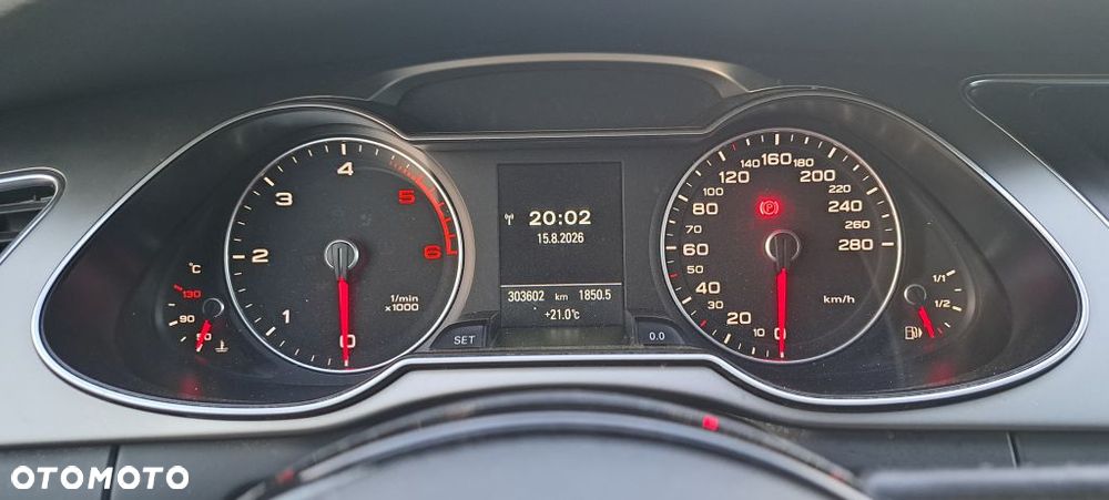 Audi A4 Avant 2.0 TDI - 32