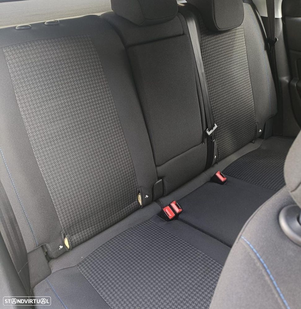 Peugeot 308 SW - 7