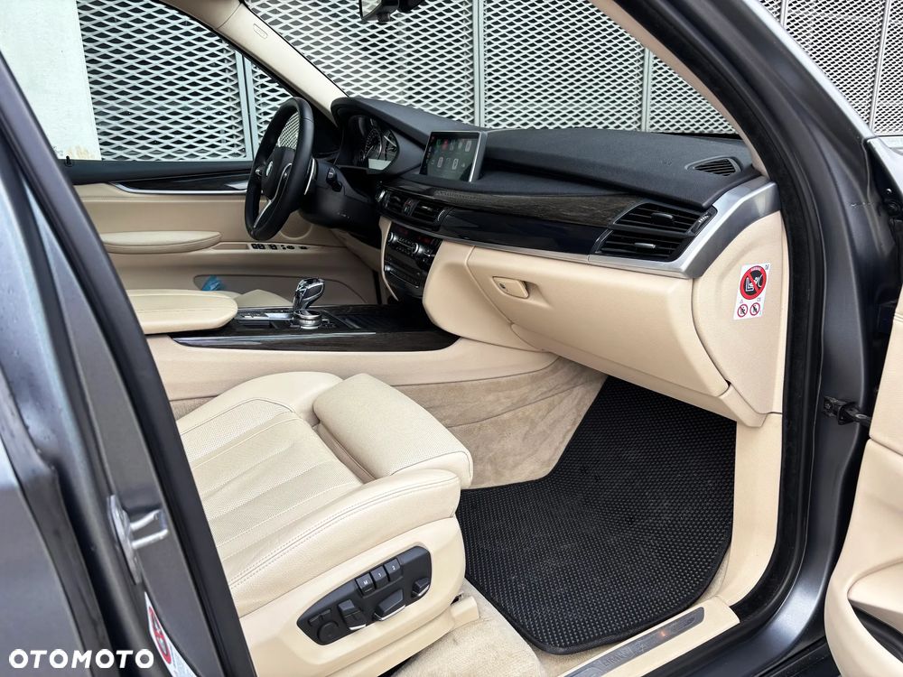 BMW X5 xDrive40d - 14
