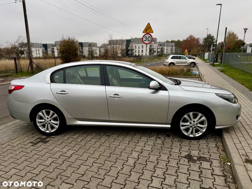 Renault Latitude 2.0 dCi Privilege - 7