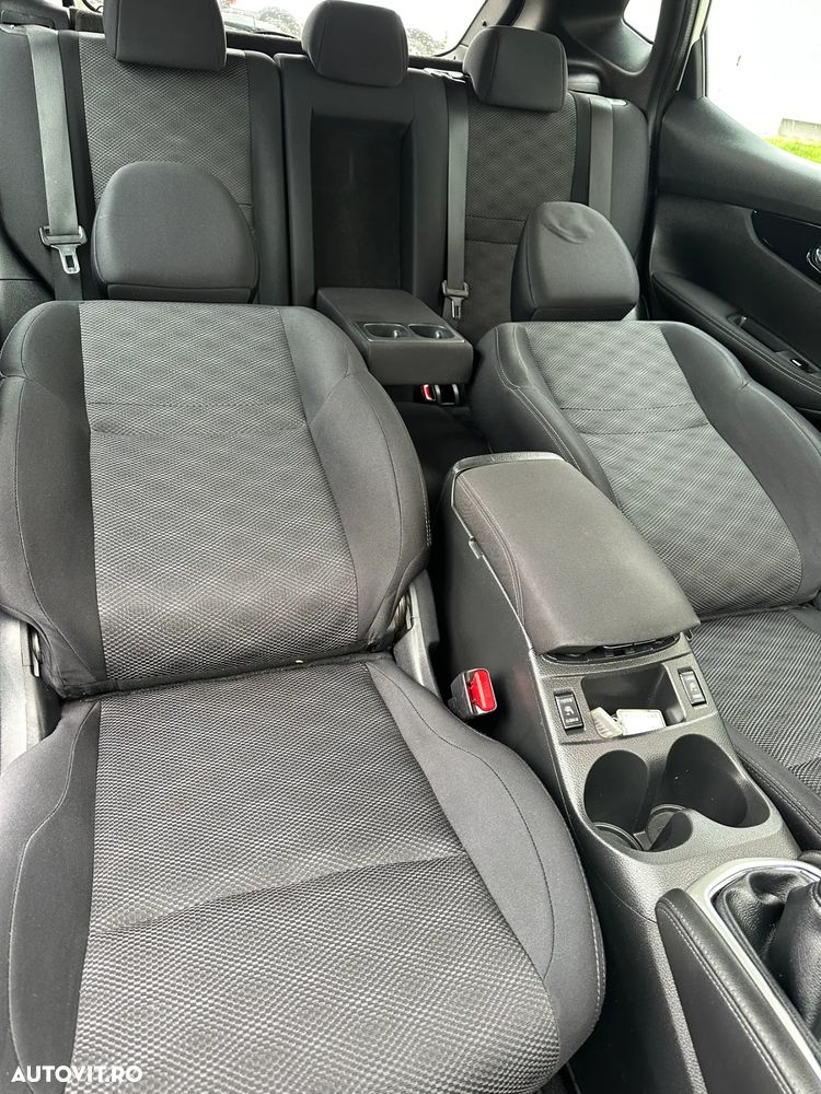 Nissan Qashqai 1.2 DIG-T Start/Stop N-Connecta - 14