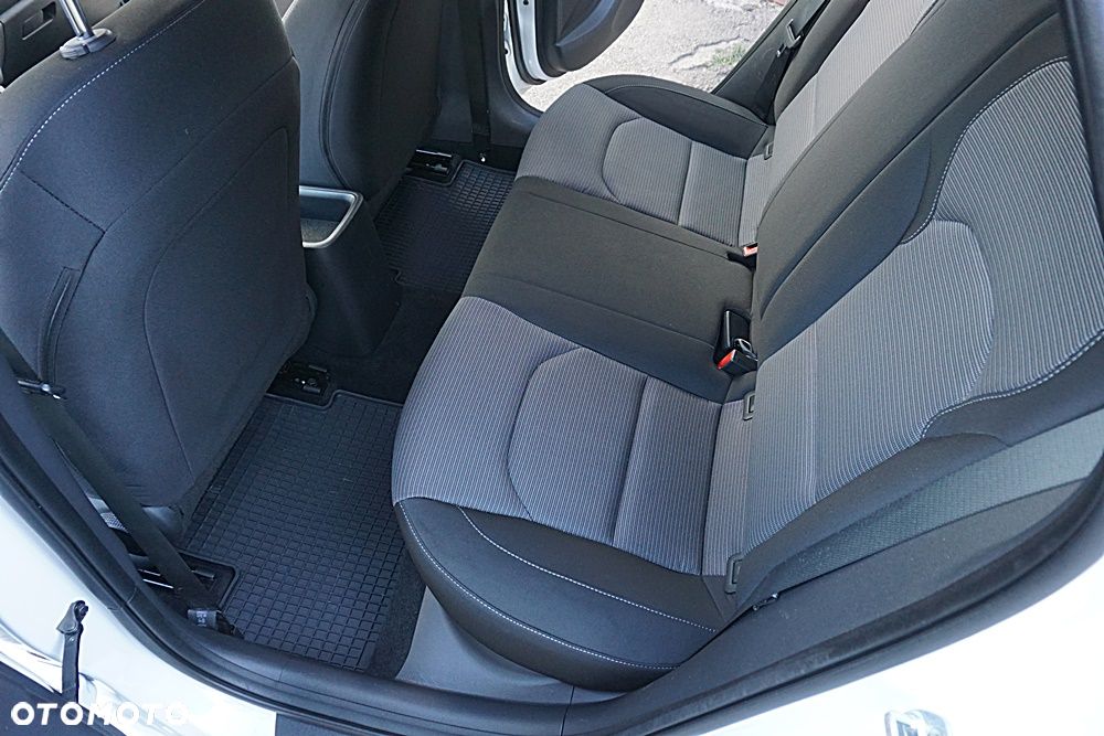 Hyundai i30 - 23