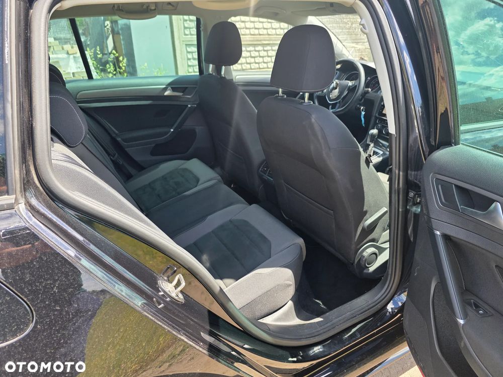 Volkswagen Golf 2.0 TDI SCR DSG Join - 11
