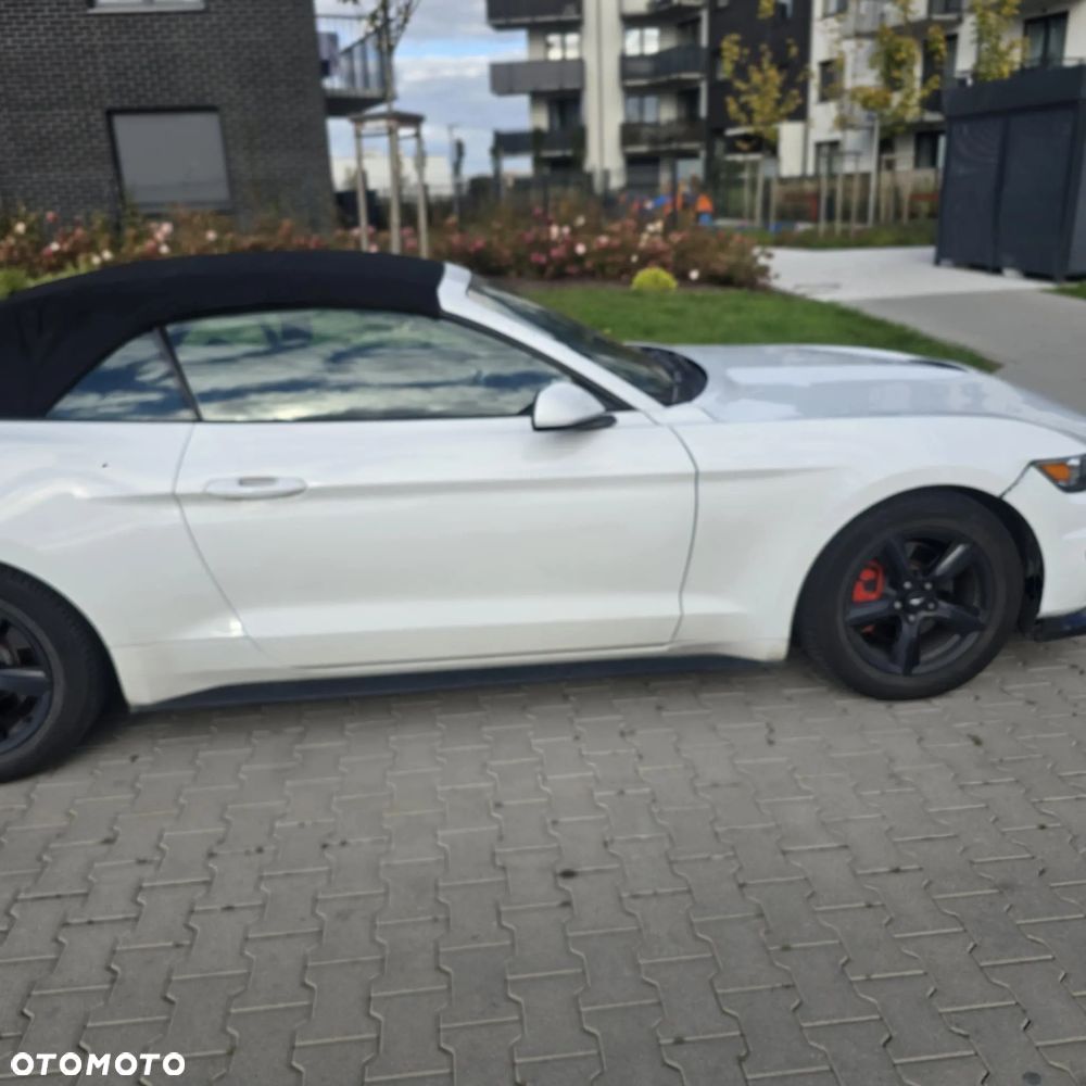 Ford Mustang 3.7 V6 - 11