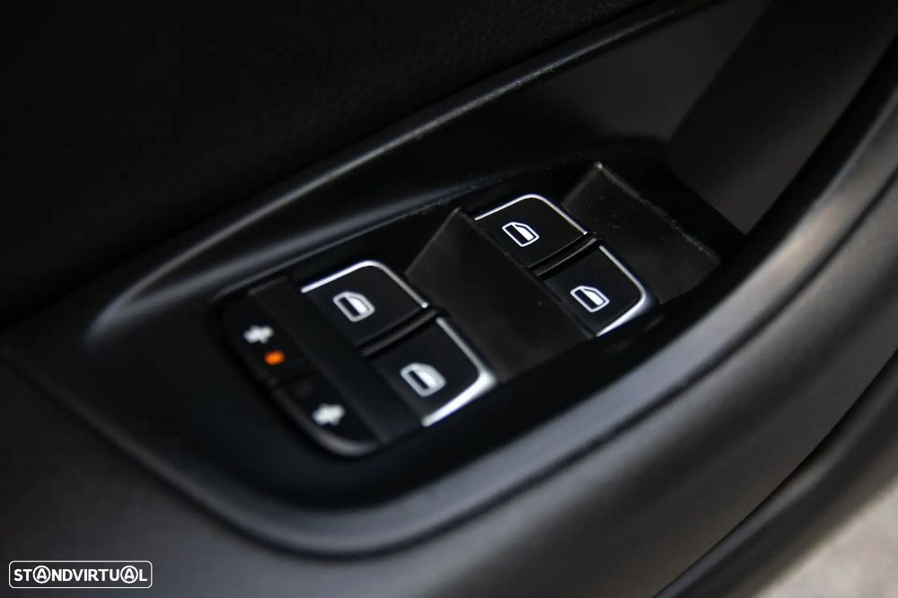 Audi A6 Avant 2.0 TDi Business Line S-line Multitronic - 36