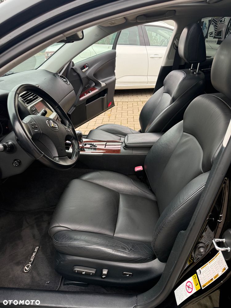 Lexus IS 350 - 18
