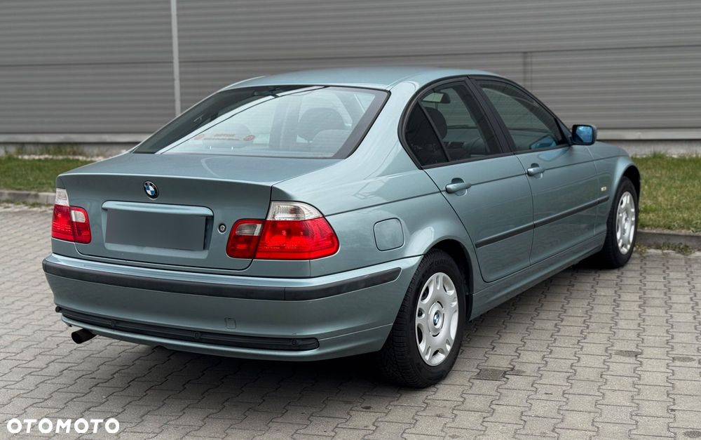 BMW Seria 3 - 12