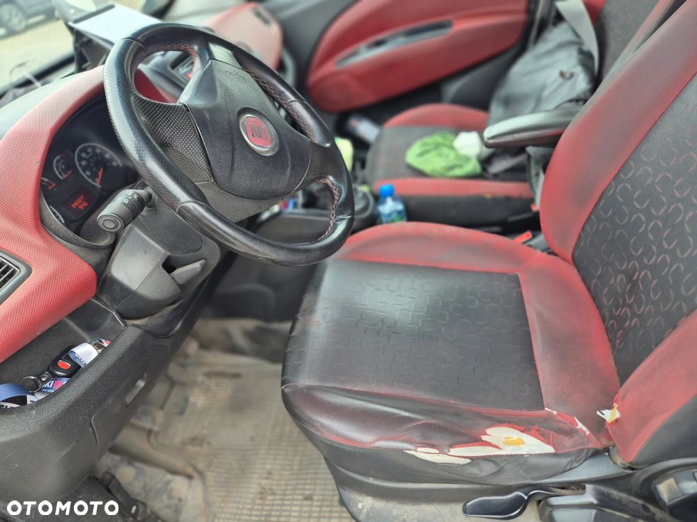 Fiat Doblo - 11