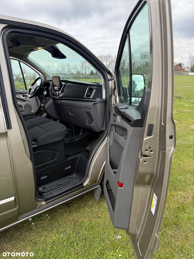Ford TRANSIT CUSTOM - 12