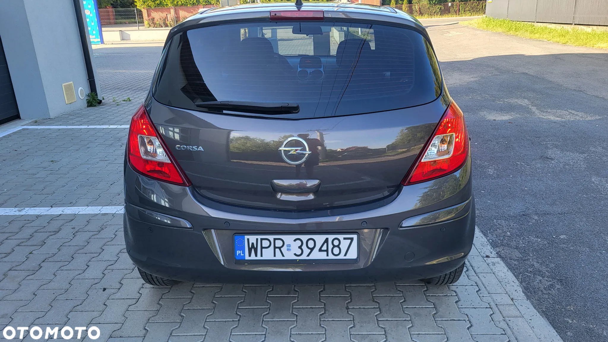 Opel Corsa 1.2 16V Enjoy - 5
