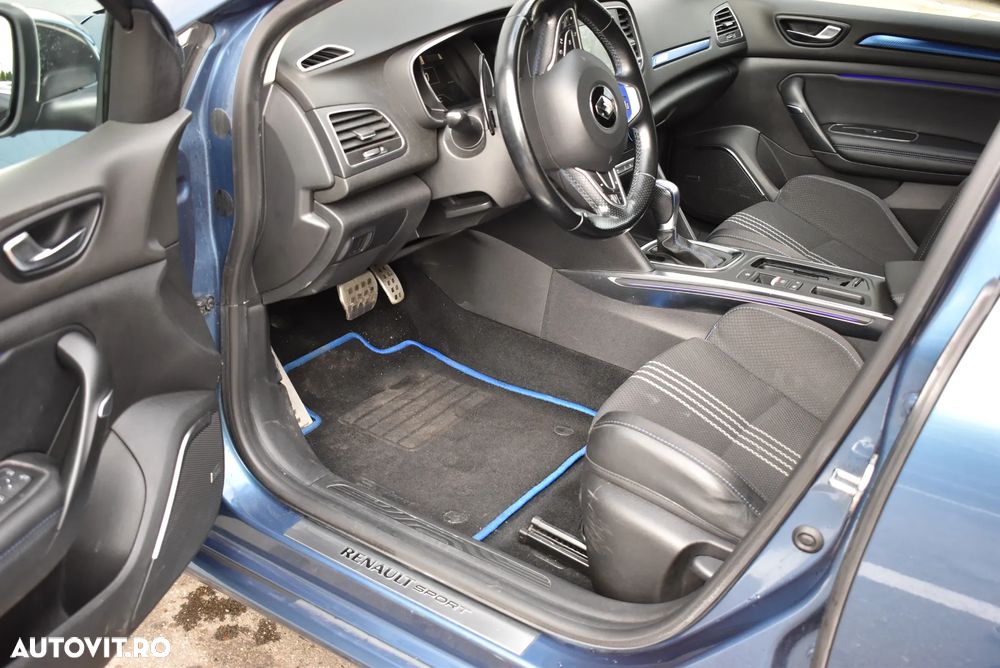 Renault Megane ENERGY TCe 205 EDC GT - 17