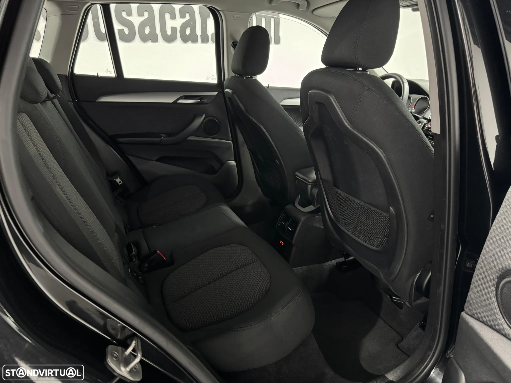 BMW X1 16 d sDrive Advantage - 18