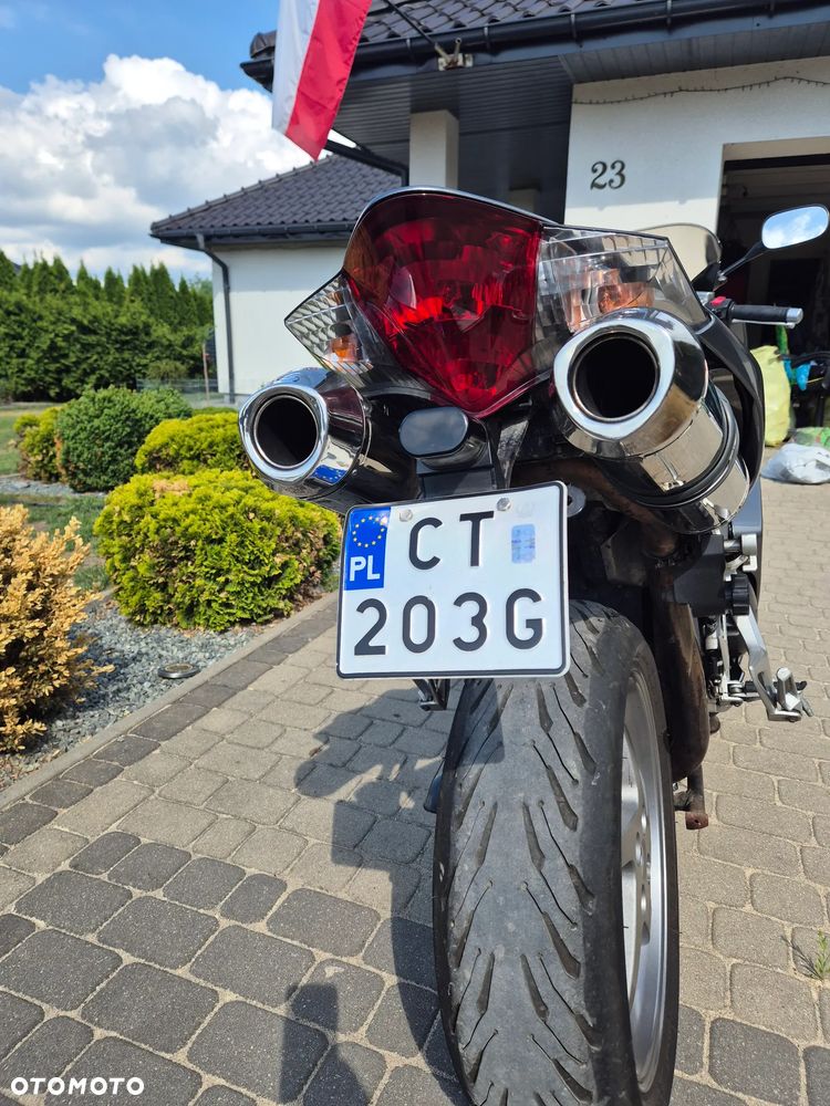 Honda VFR - 4
