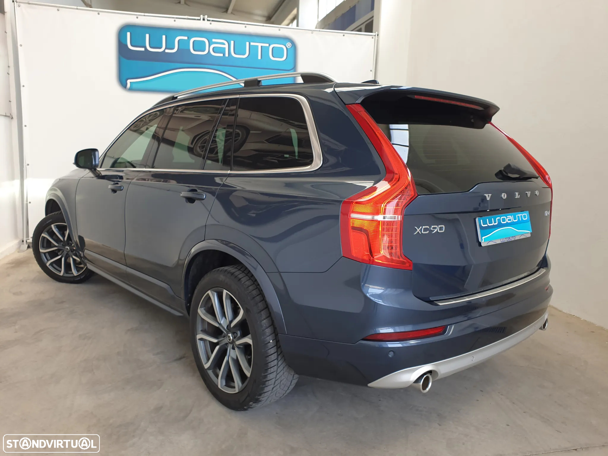 Volvo XC 90 2.0 D4 Momentum - 11