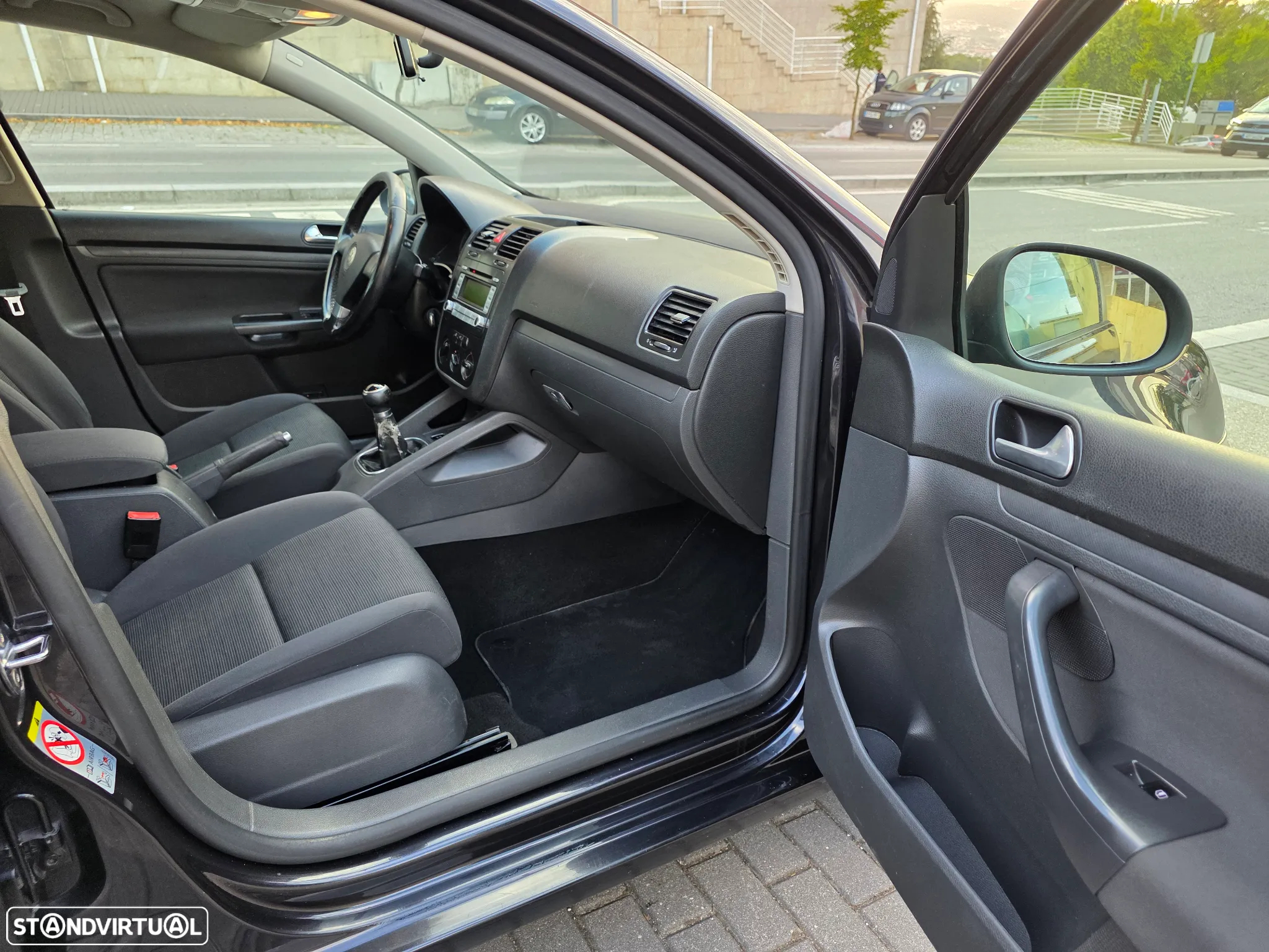 VW Golf 1.4i Confortline - 14