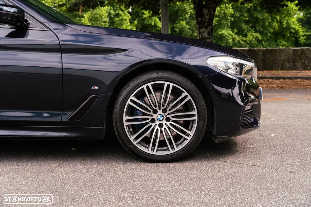 BMW 530 e iPerformance Pack M - 32