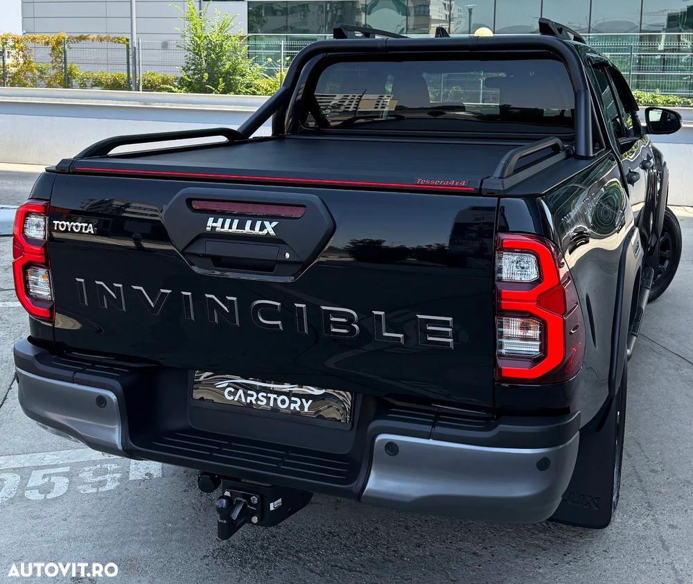Toyota Hilux 2.8D 204CP 4x4 Double Cab AT MHEV Invincible - 4