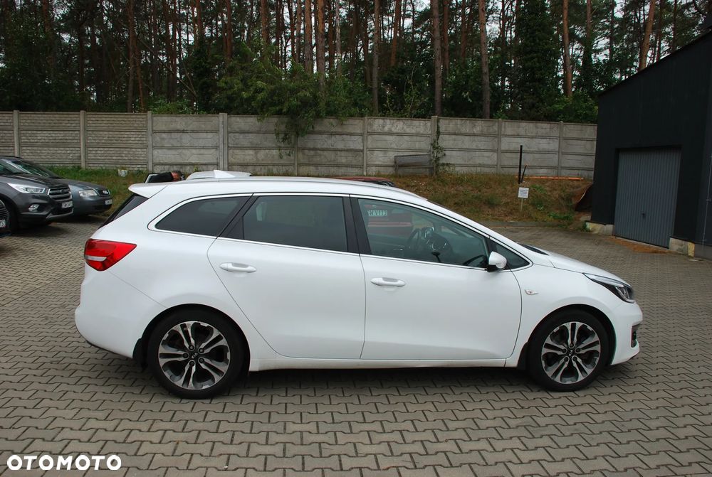 Kia Ceed Cee'd 1.6 CRDi L Business Line DCT - 4