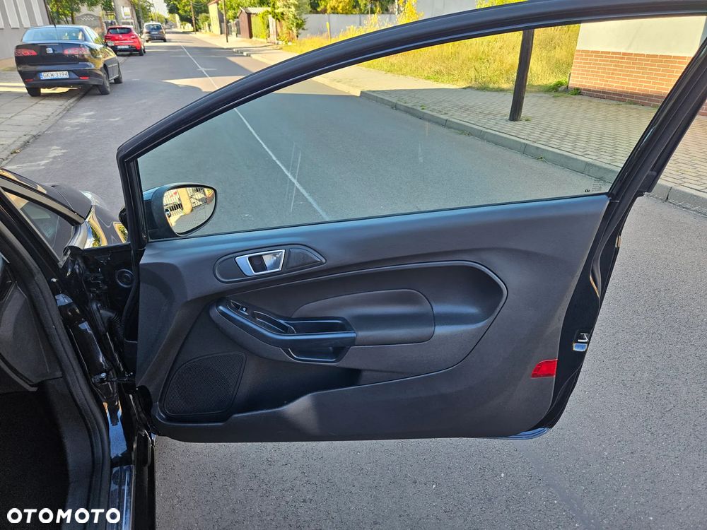Ford Fiesta 1.25 Silver X - 14