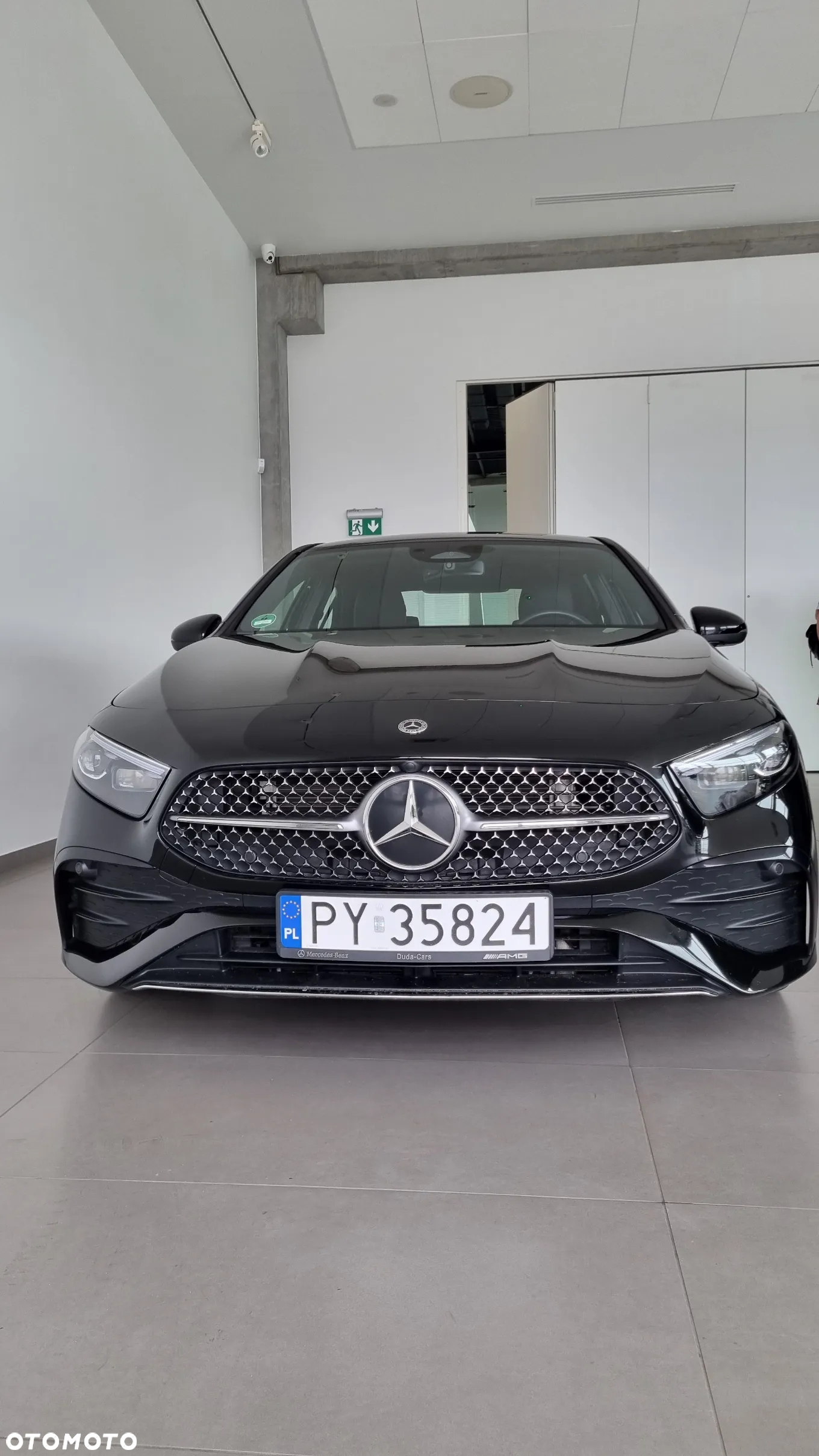 Mercedes-Benz Klasa A 200 AMG Line 7G-DCT - 3