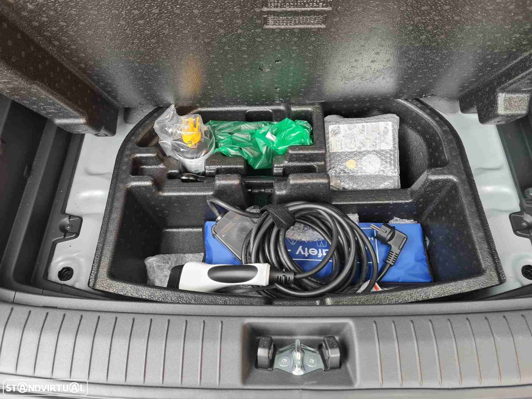 Hyundai Kauai - 8