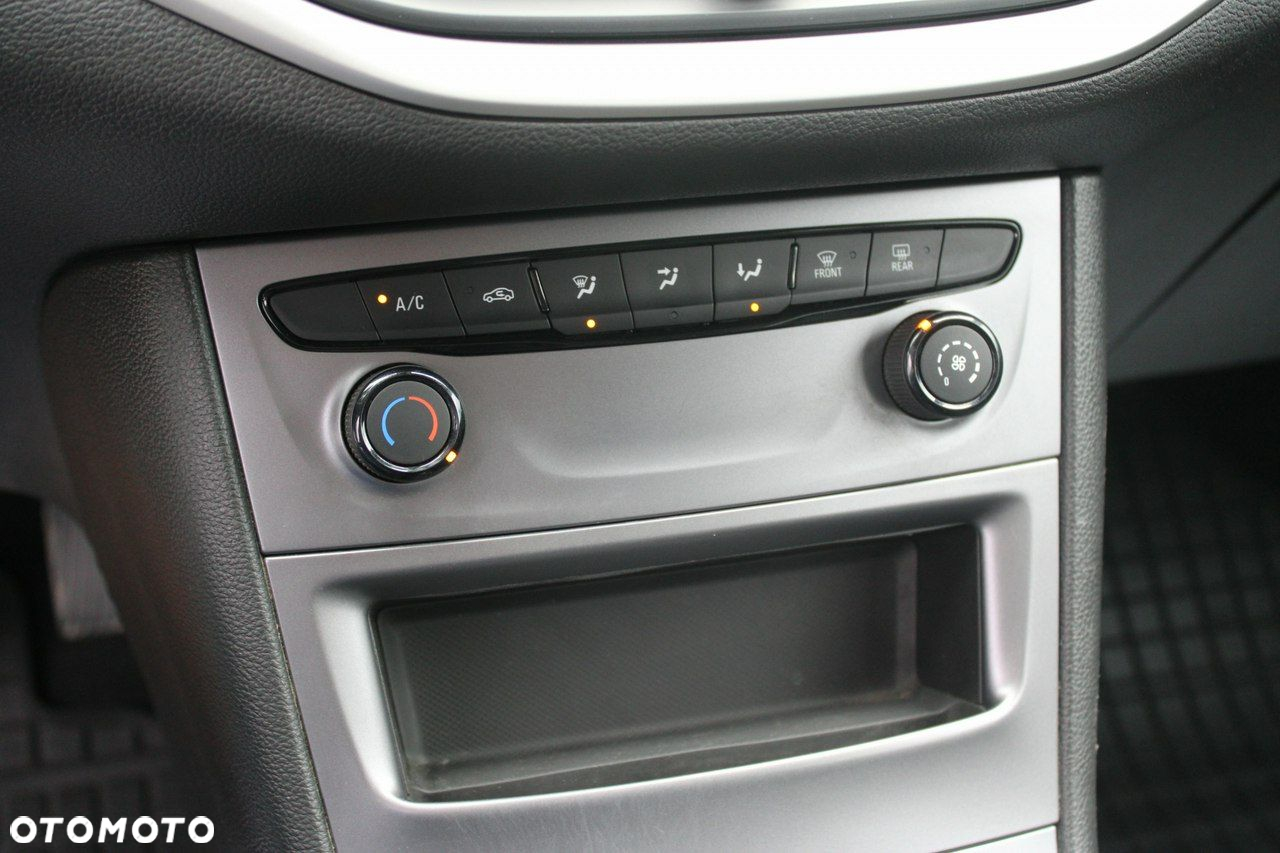 Opel Astra - 21