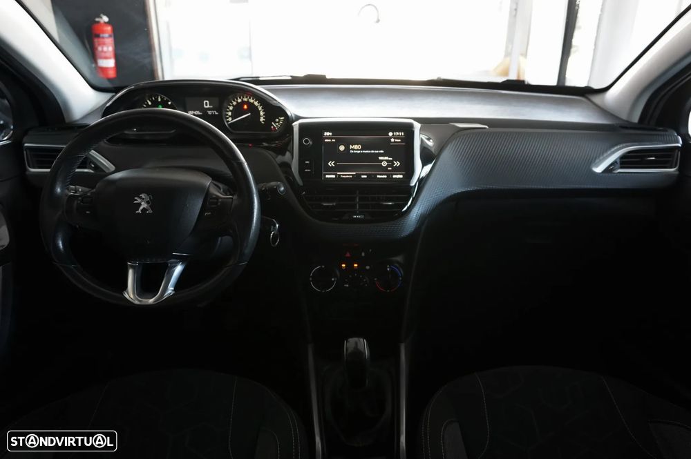 Peugeot 2008 1.6 BlueHDi Style - 7