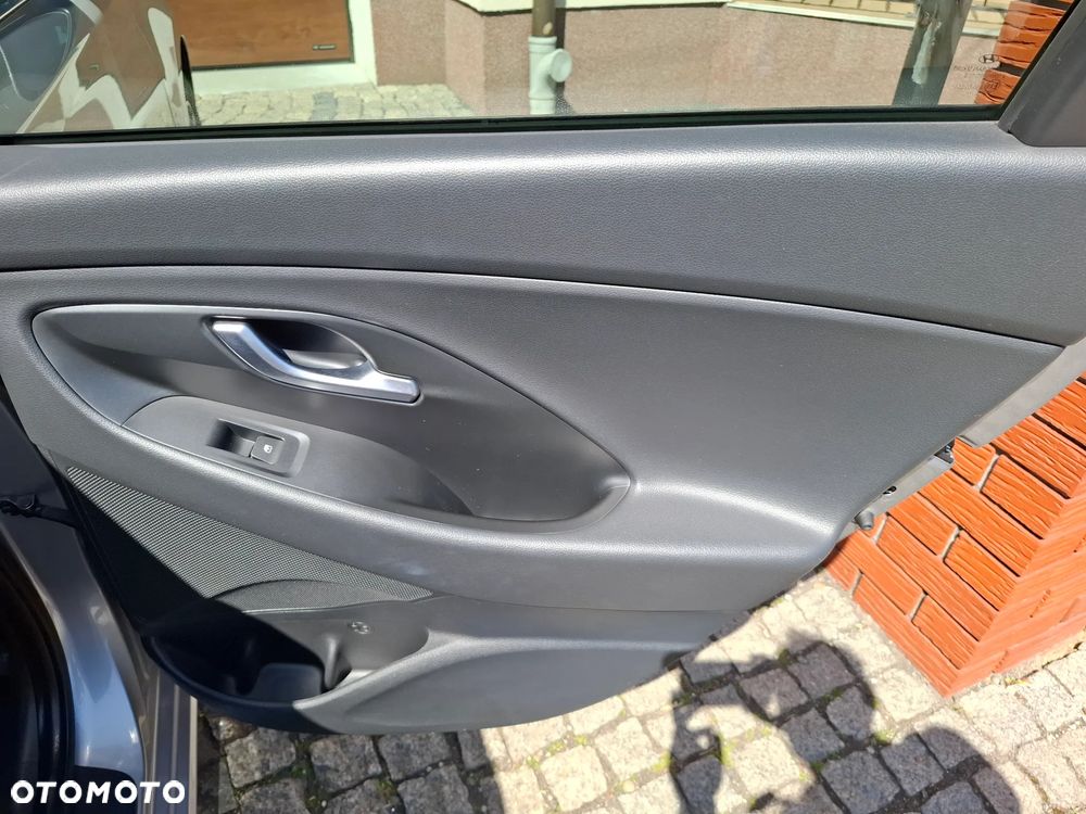 Hyundai i30 1.6 CRDI EDITION 30+ - 33