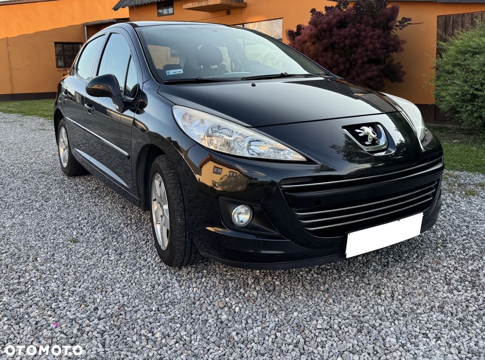 Peugeot 207 1.4 16V Trendy - 1