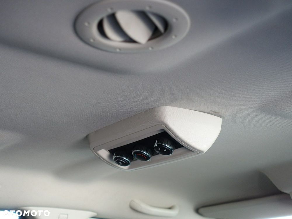 Fiat Freemont 2.0 Multijet Lounge AWD - 29