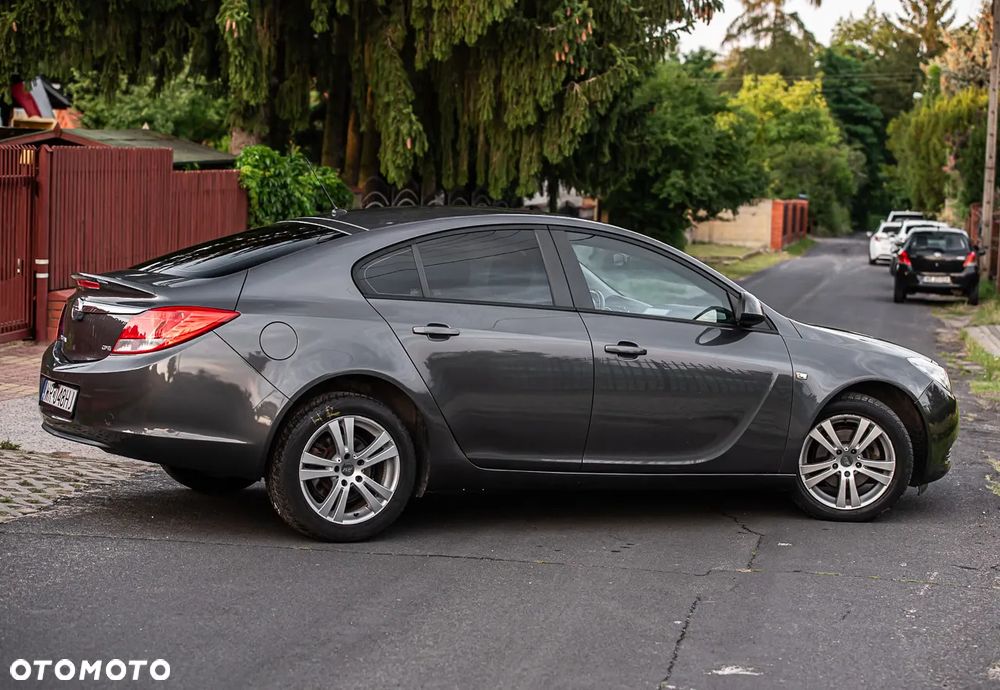 Opel Insignia - 18