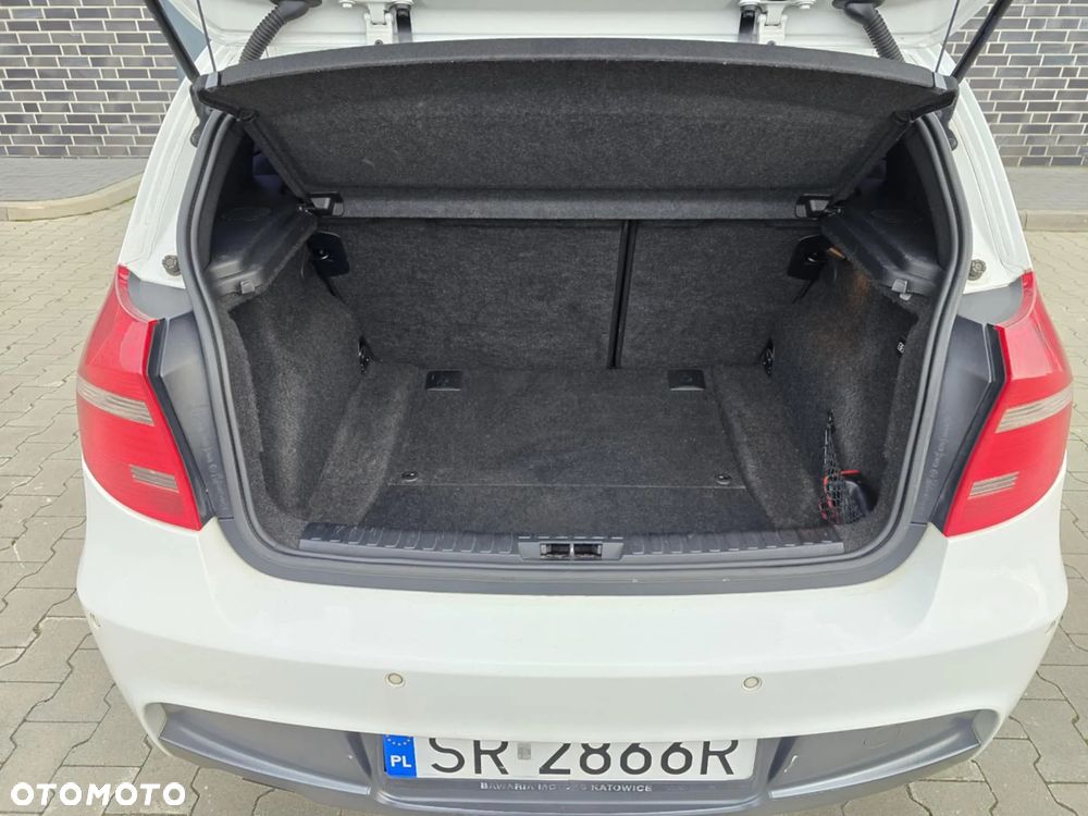 BMW Seria 1 116i - 17