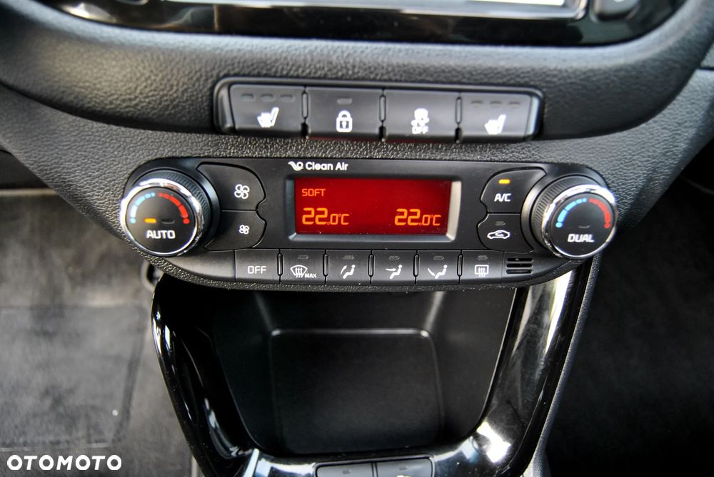 Kia Ceed 1.6 GDI Spirit - 35
