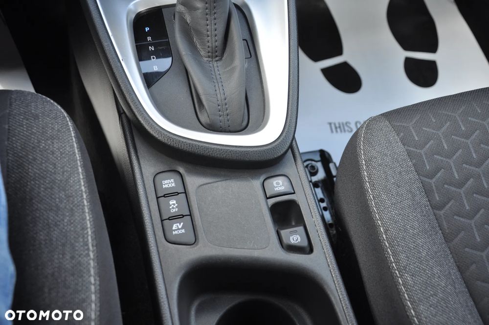 Toyota Yaris Cross Hybrid 1.5 Comfort - 35