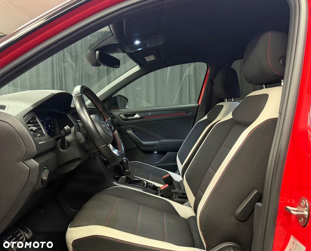 Volkswagen T-Roc 2.0 TDI SCR 4MOTION DSG Sport - 19