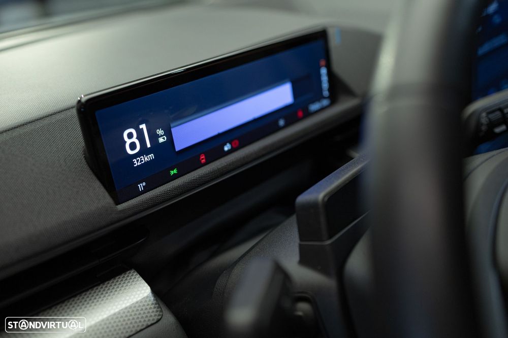 Ford Mustang Mach-E 75.7 kWh Premium AWD - 22