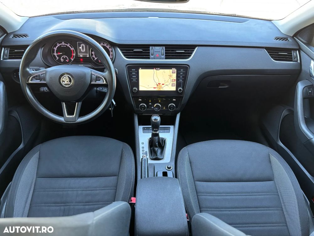 Skoda Octavia Combi 1.5 TSI Ambition - 5
