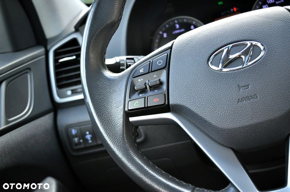 Hyundai Tucson 1.7 CRDI BlueDrive Comfort 2WD - 16