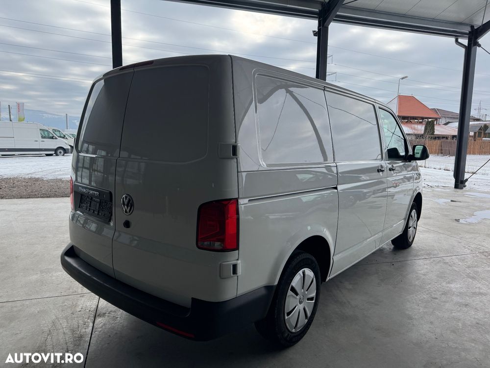 Volkswagen Transporter - 3