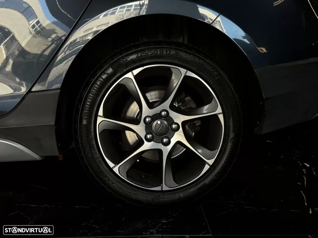 Volvo V40 Cross Country 2.0 D2 VOR Geartronic - 19