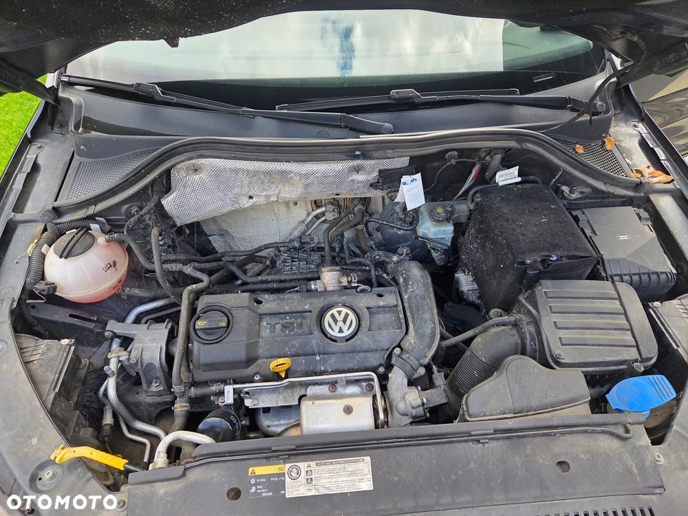 Volkswagen Tiguan - 8