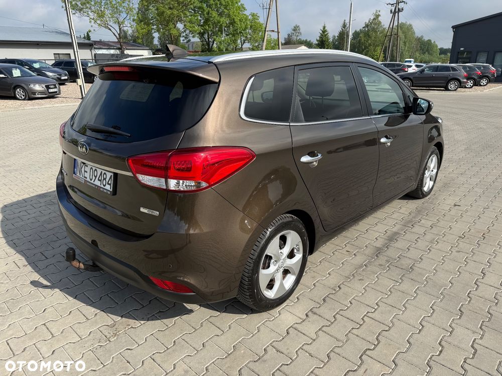 Kia Carens 1.6 GDI Dream-Team Edition - 9